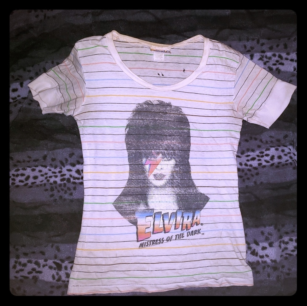 ELVIRA colorful tee **RARE**